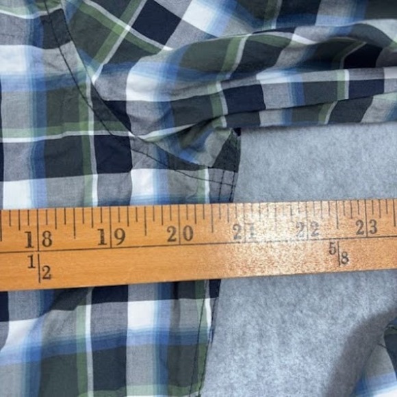 7 Diamonds  Button Down Shirt Mens M Gray Plaid Long Sleeve Work Casual - Picture 5 of 8
